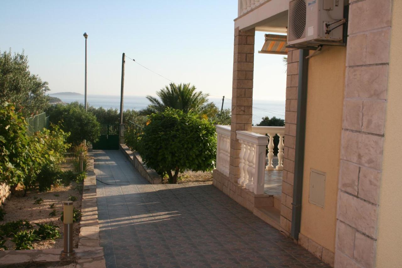 Apartman Laura Primošten Buitenkant foto