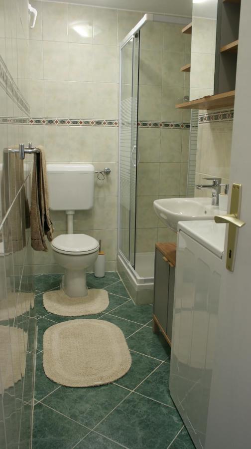 Apartman Laura Primošten Buitenkant foto